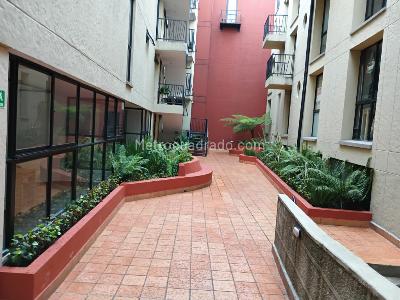 Apartaestudio en venta en La Candelaria, Bogotá, 28 m² · foto 9 de 13