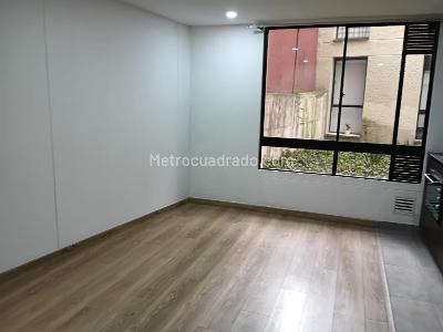 Apartaestudio en venta en La Candelaria, Bogotá, 28 m² · foto 7 de 13