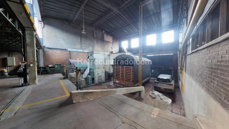 Bodega en Arriendo, Puente Aranda, Bogotá D.C. – další