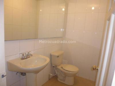 Casa de 5 alcobas en venta en Quinta Camacho, Bogotá, 626 m² · foto 10 de 20