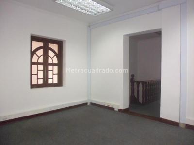 Casa de 5 alcobas en venta en Quinta Camacho, Bogotá, 626 m² · foto 19 de 20