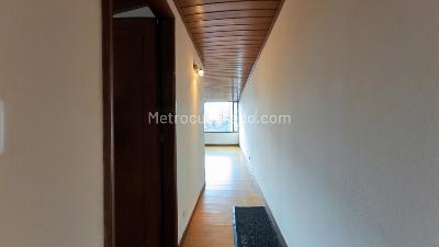 Apartamento de 2 alcobas en arriendo en Santa Barbara Central, Bogotá, 87 m² · foto 2 de 20