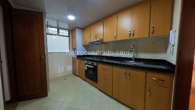 Apartamento de 2 alcobas en arriendo en Santa Barbara Central, Bogotá, 87 m² · foto 5 de 20