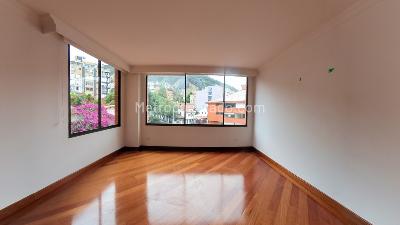 Apartamento de 3 alcobas en arriendo en Bella Suiza, Bogotá, 110 m² · foto 4 de 20