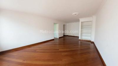 Apartamento de 3 alcobas en arriendo en Bella Suiza, Bogotá, 110 m² · foto 5 de 20
