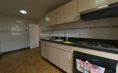 Apartamento de 3 alcobas en arriendo en Bella Suiza, Bogotá, 110 m² · foto 8 de 20