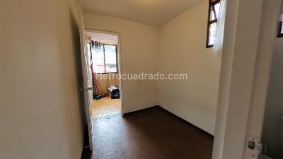 Apartamento de 3 alcobas en arriendo en Bella Suiza, Bogotá, 110 m² · foto 10 de 20
