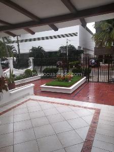 Casa de 4 alcobas en venta en Castillo, Cartagena, 212 m² · foto 3 de 8