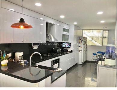 Apartamento en venta en Santa Barbara, Bogotá · foto 5 de 11