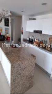 Apartamento de 4 alcobas en venta en Crespo, Cartagena, 204 m² · foto 8 de 9