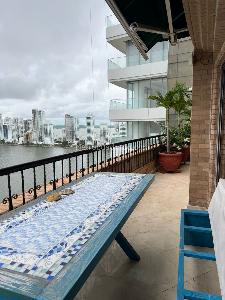 Apartamento de 5 alcobas en venta en Bahia Bocagrande, Cartagena, 630 m² · foto 3 de 16