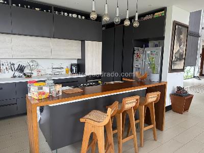 Casa de 4 alcobas en venta en Yerbabuena Sopo, Bogotá, 520 m² · foto 12 de 17