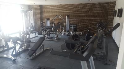 Apartamento de 3 alcobas en venta en Chico Los Rosales, Bogotá, 174 m² · foto 10 de 10