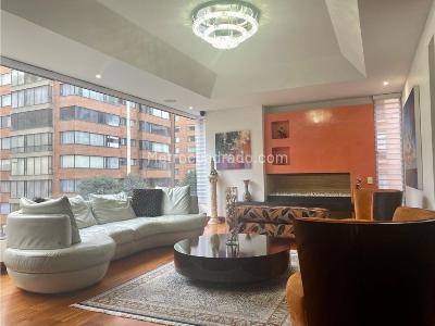 Apartamento de 3 alcobas en venta en Santa Barbara, Bogotá, 287 m² · foto 3 de 20