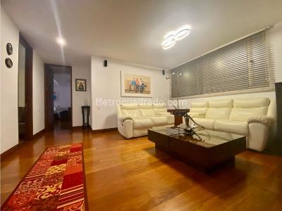 Apartamento de 3 alcobas en venta en Santa Barbara, Bogotá, 287 m² · foto 13 de 20