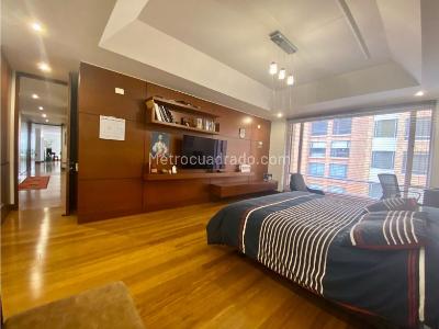 Apartamento de 3 alcobas en venta en Santa Barbara, Bogotá, 287 m² · foto 17 de 20
