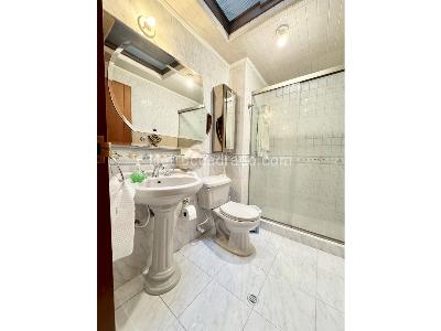 Casa de 5 alcobas en venta en Pasadena, Bogotá, 483 m² · foto 10 de 20