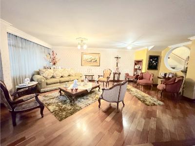 Casa de 5 alcobas en venta en Pasadena, Bogotá, 483 m² · foto 18 de 20