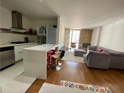 Apartamento de 2 alcobas en venta en Santa Paula, Bogotá, 99 m² · foto 2 de 20