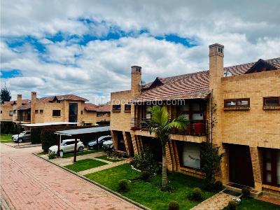 Casa de 4 alcobas en venta en Vereda La Balsa, Chía, 229 m² · foto 2 de 20