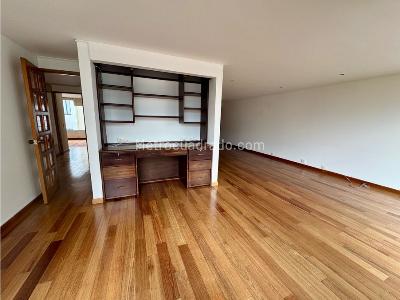 Apartamento de 3 alcobas en venta en Chico, Bogotá, 114 m² · foto 5 de 20