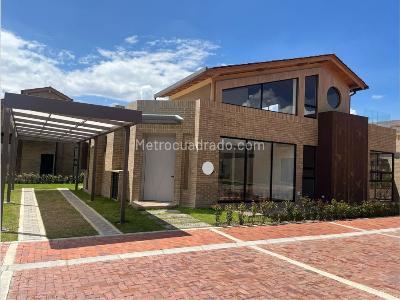 Casa en arriendo en Norte, Cajicá · foto 2 de 20