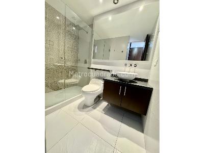 Apartamento de 3 alcobas en arriendo en Santa Barbara, Bogotá, 153 m² · foto 18 de 20