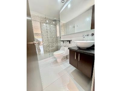 Apartamento de 3 alcobas en venta en Santa Barbara, Bogotá, 153 m² · foto 12 de 20