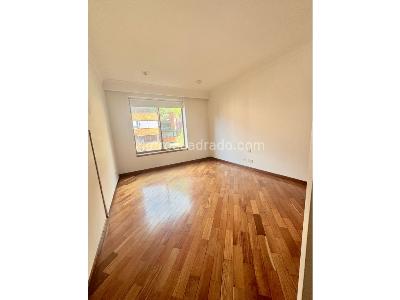 Apartamento en venta en Los Rosales, Bogotá · foto 13 de 18