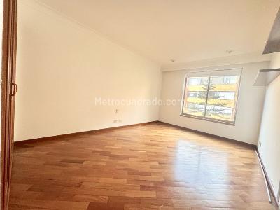 Apartamento en venta en Los Rosales, Bogotá · foto 17 de 18