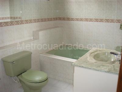 Casa de 5 alcobas en venta en Villas De Toledo, Cajicá, 230 m² · foto 11 de 14
