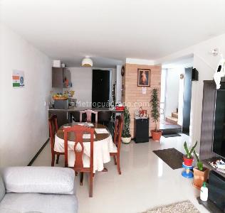 Casa en venta en Rodamonte, Cajicá · foto 2 de 10