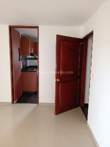 Apartamento de 2 alcobas en venta en Condominio San Cipriano, Cajicá, 70 m² · foto 4 de 17