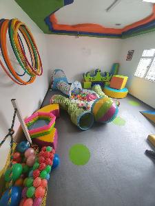 Casa de 5 alcobas en venta en J Vargas, Bogotá, 470 m² · foto 2 de 19