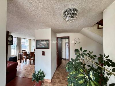 Casa en venta en Alhambra, Bogotá · foto 4 de 20