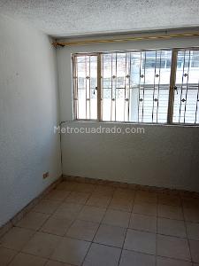 Casa en venta en Las Ferias, Bogotá · foto 2 de 15