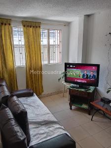 Casa en venta en Las Ferias, Bogotá · foto 3 de 15
