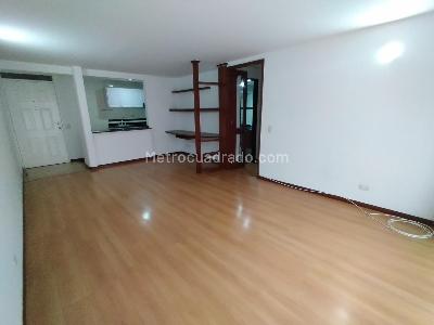 Apartamento de 3 alcobas en arriendo en Ciudad Salitre Suroriental, Bogotá, 76 m² · foto 2 de 20