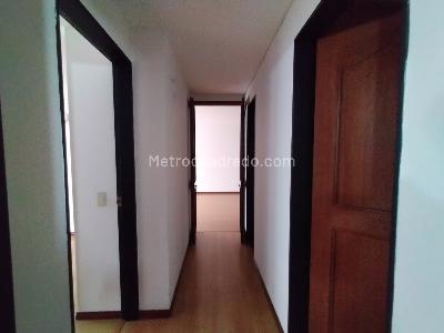Apartamento de 3 alcobas en arriendo en Ciudad Salitre Suroriental, Bogotá, 76 m² · foto 11 de 20