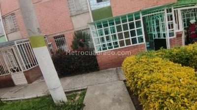 Casa de 2 alcobas en venta en Soacha, Soacha, 52 m² · foto 2 de 20