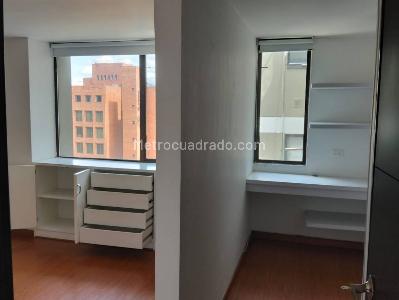 Apartamento de 2 alcobas en arriendo en Los Rosales, Bogotá, 84 m² · foto 7 de 20