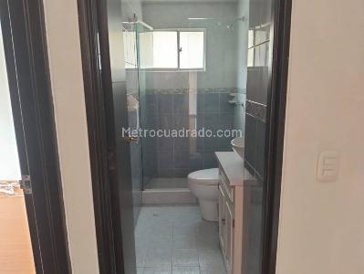 Apartamento de 2 alcobas en arriendo en Los Rosales, Bogotá, 84 m² · foto 12 de 20