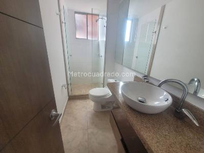 Apartamento de 3 alcobas en venta en Ciudad Salitre, Bogotá, 83 m² · foto 16 de 20