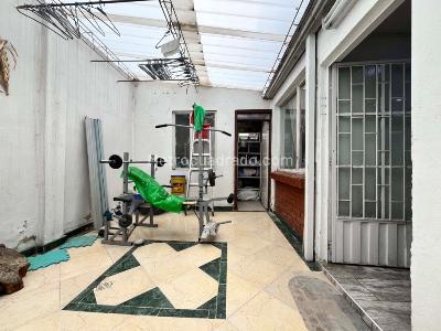 Casa de 3 alcobas en venta en Castilla, Bogotá, 120 m² · foto 14 de 20