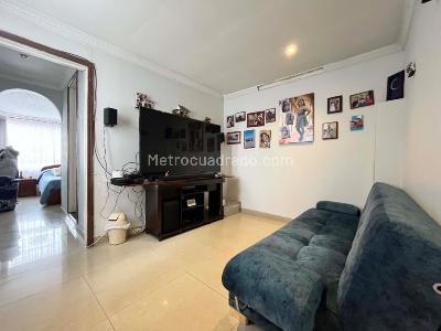 Casa de 3 alcobas en venta en Castilla, Bogotá, 120 m² · foto 19 de 20