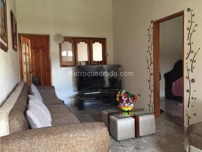 Casa de 4 alcobas en venta en El Porvenir, Rionegro, 152 m² · foto 4 de 13