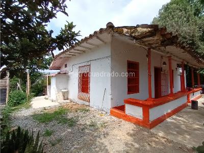 Casa de 3 alcobas en venta en Loma Del Chocho, Envigado · foto 10 de 12