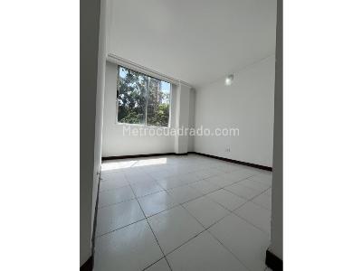 Apartamento de 3 alcobas en arriendo en Guaimaro, Envigado, 74 m² · foto 4 de 12