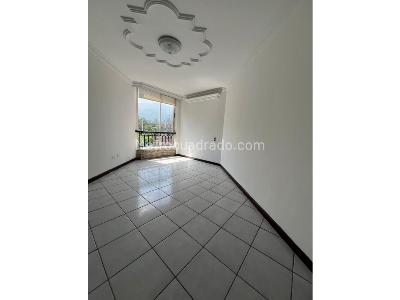 Apartamento de 3 alcobas en arriendo en Guaimaro, Envigado, 74 m² · foto 9 de 12
