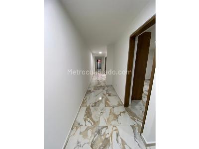 Apartamento en arriendo en Obrero, Envigado · foto 9 de 13
